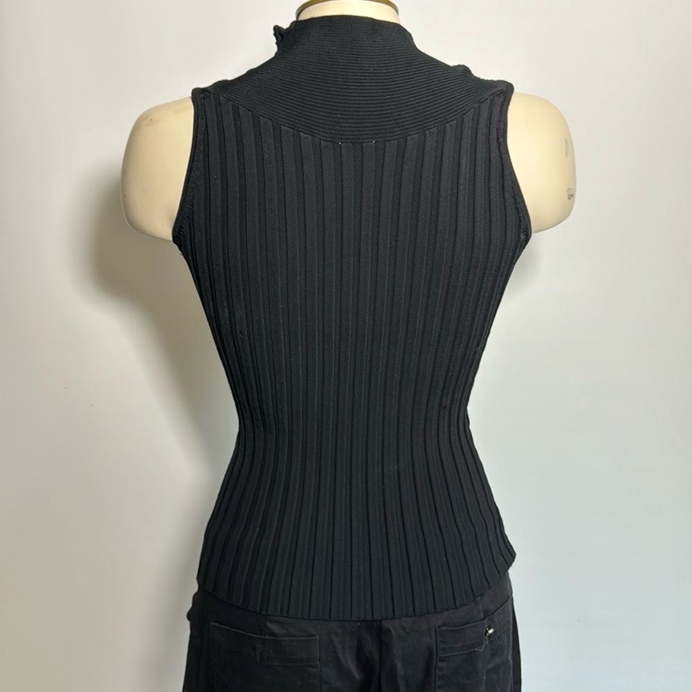 Cache Stretchy Top With Neck Zipper Design - image 2